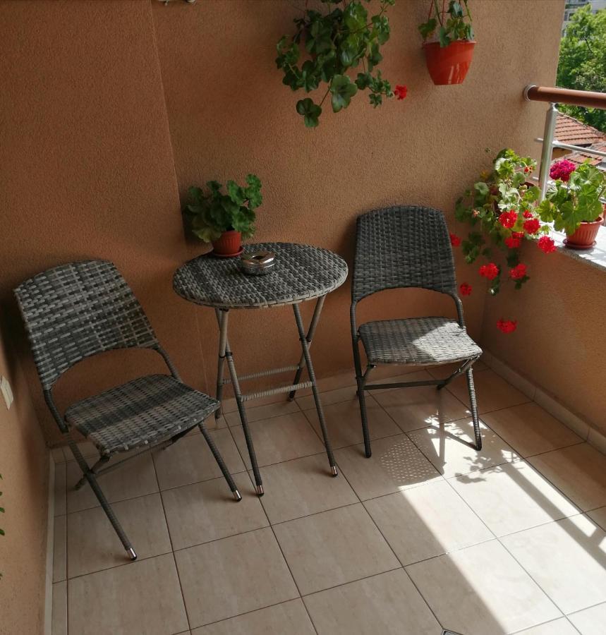 Sunny Appartement Burgas Stad Buitenkant foto