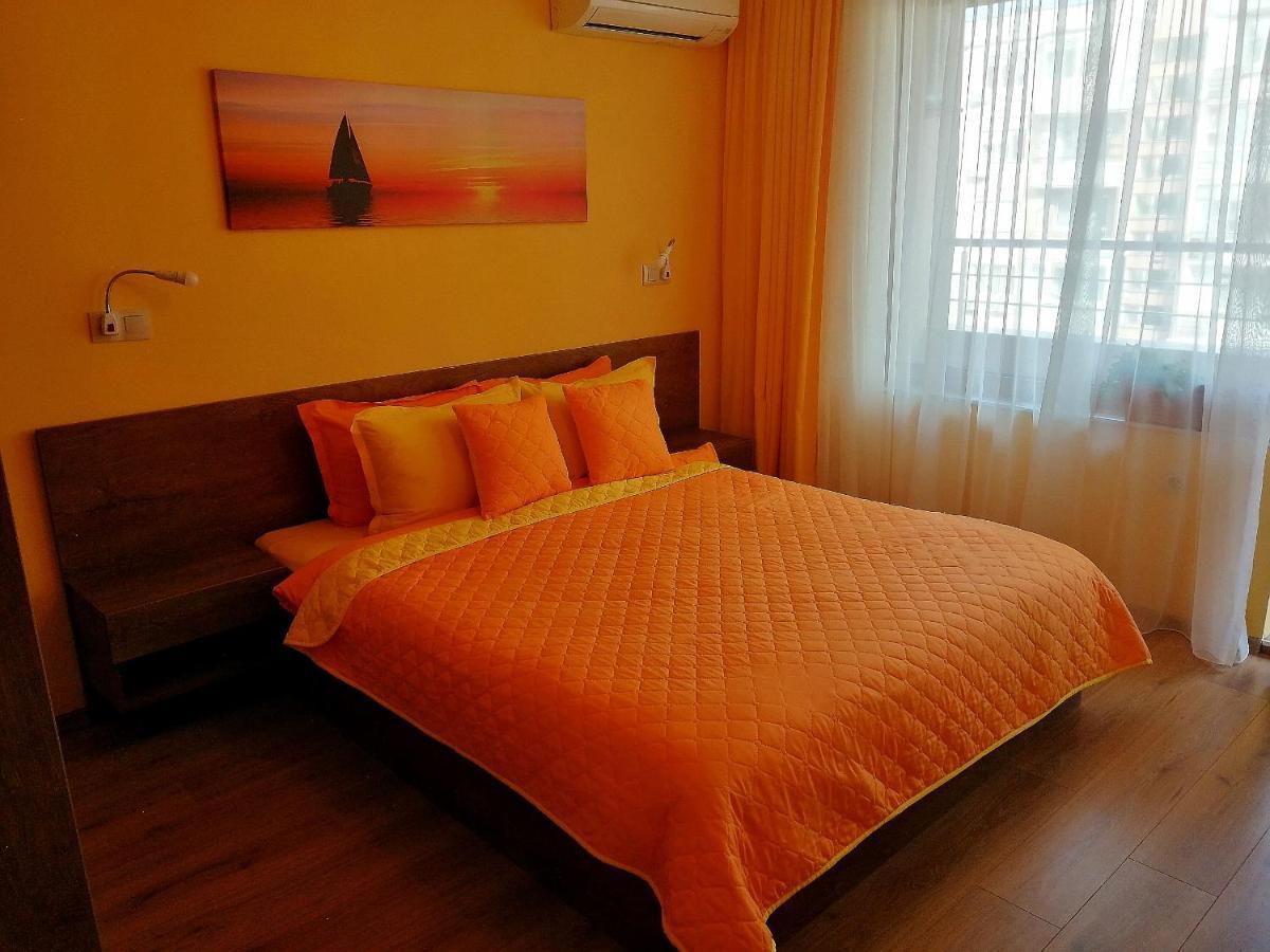 Sunny Appartement Burgas Stad Buitenkant foto