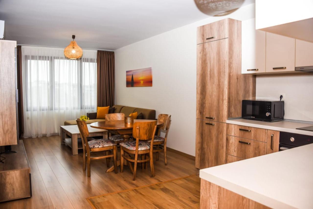 Sunny Appartement Burgas Stad Buitenkant foto