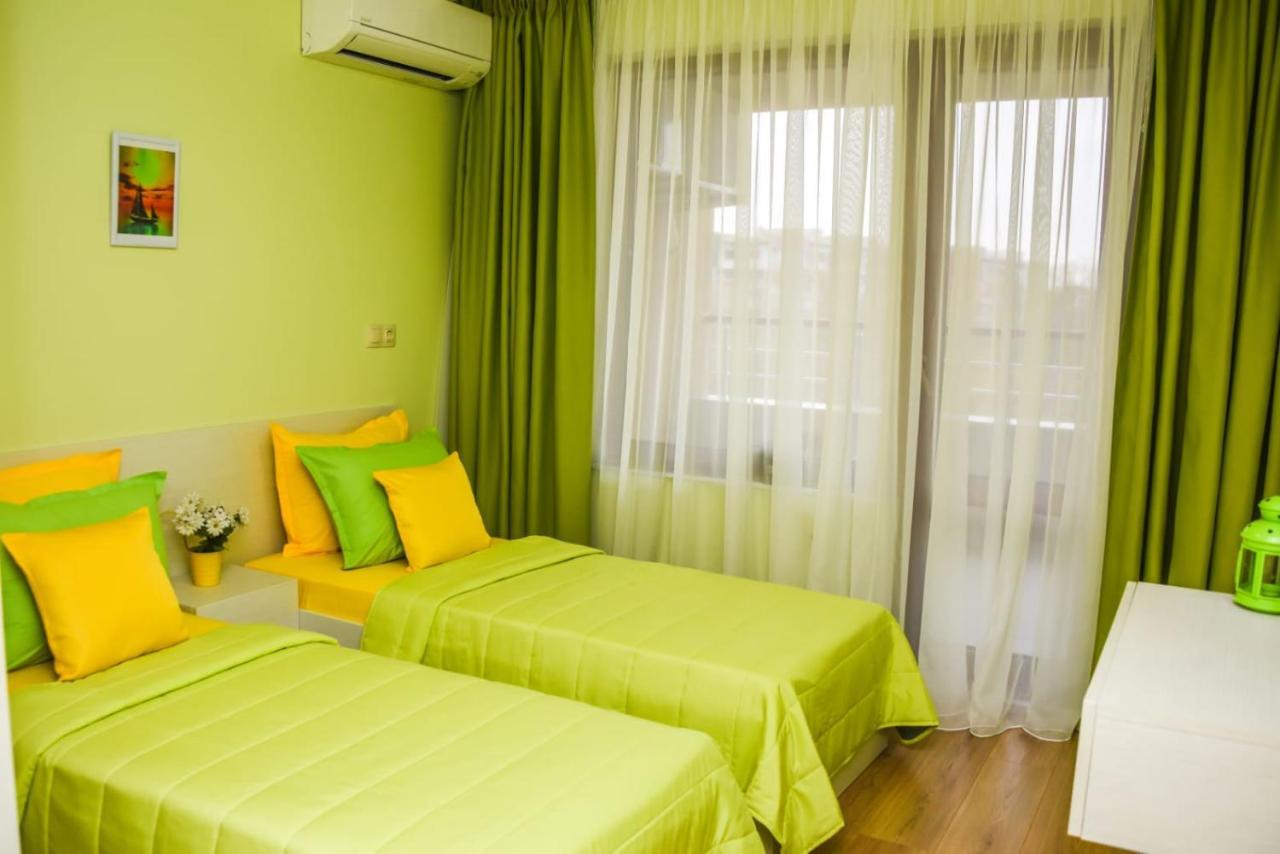 Sunny Appartement Burgas Stad Buitenkant foto