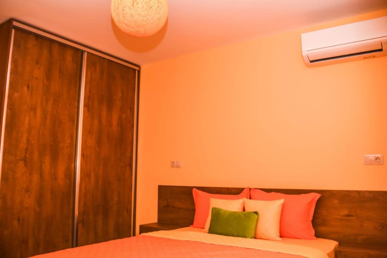Sunny Appartement Burgas Stad Buitenkant foto