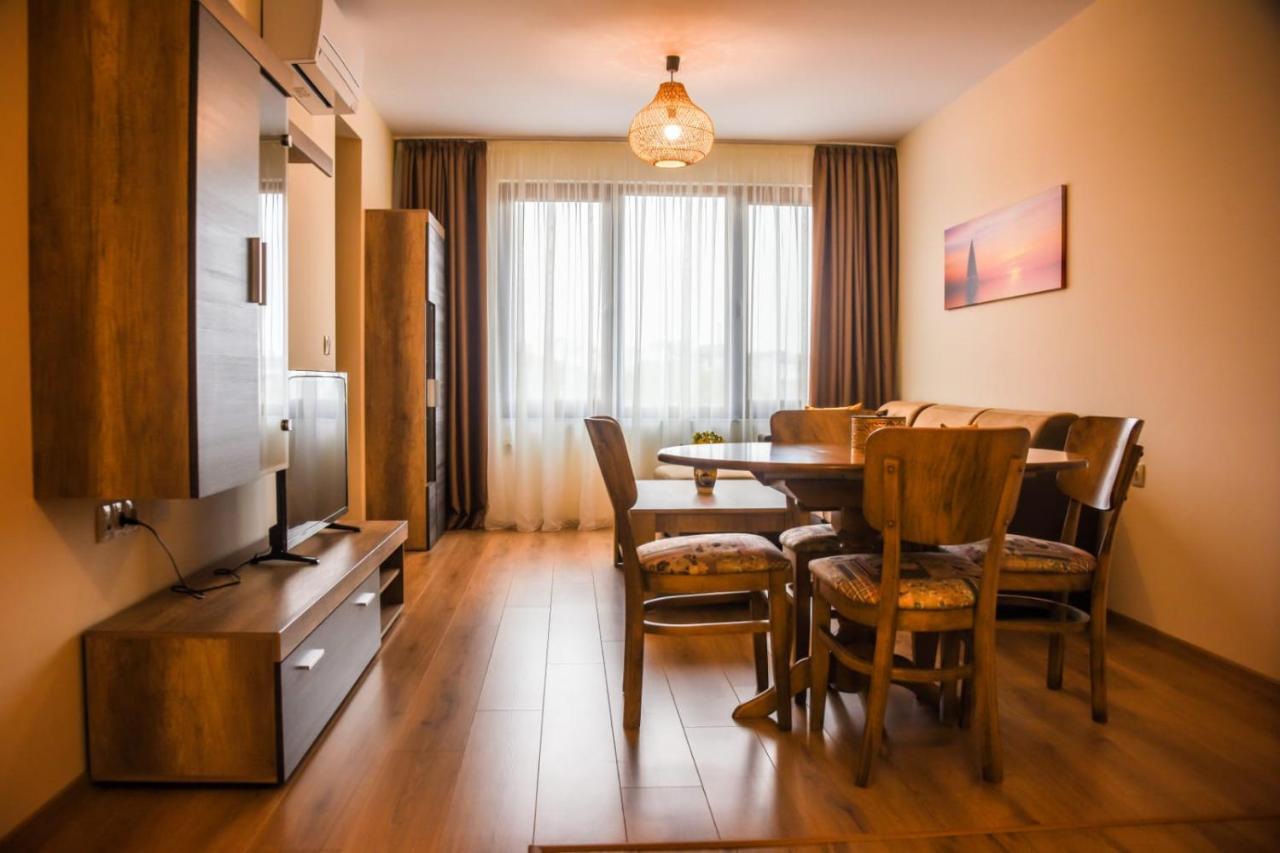 Sunny Appartement Burgas Stad Buitenkant foto